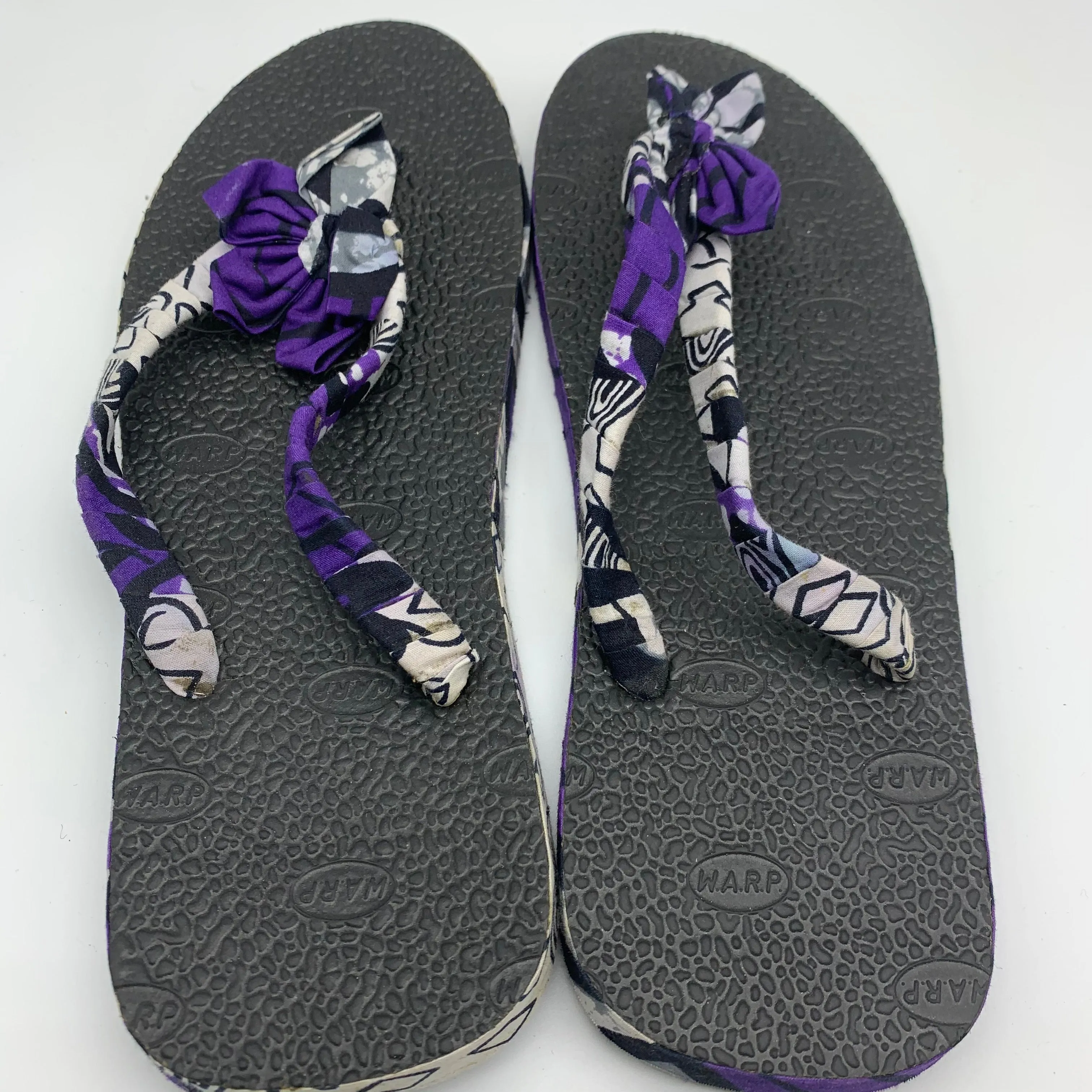 African Print Flip Plop- Flower Purple Variation SZ 11