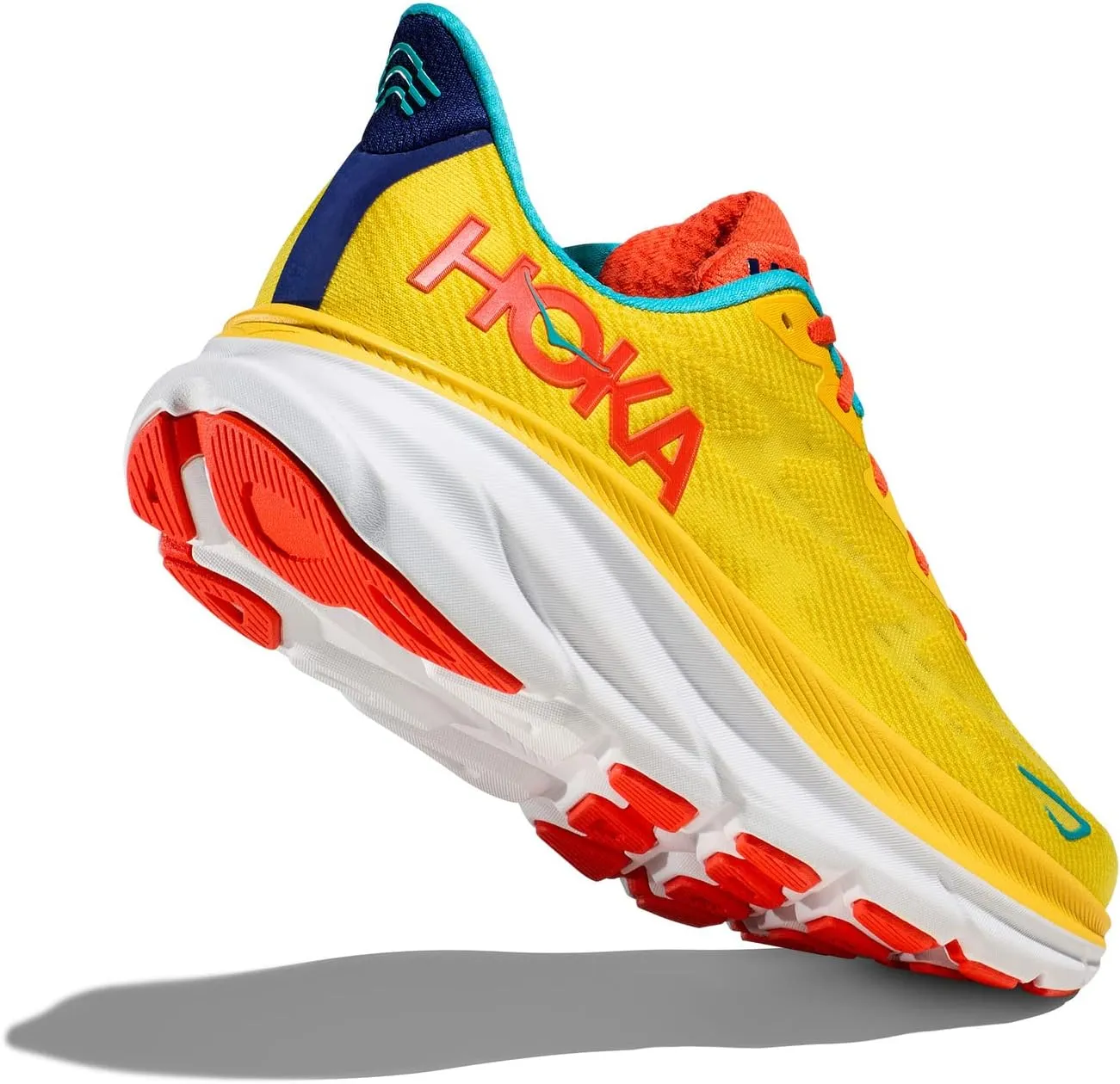 Clifton 9 Hoka Sneakers in Passion Fruit/Maize