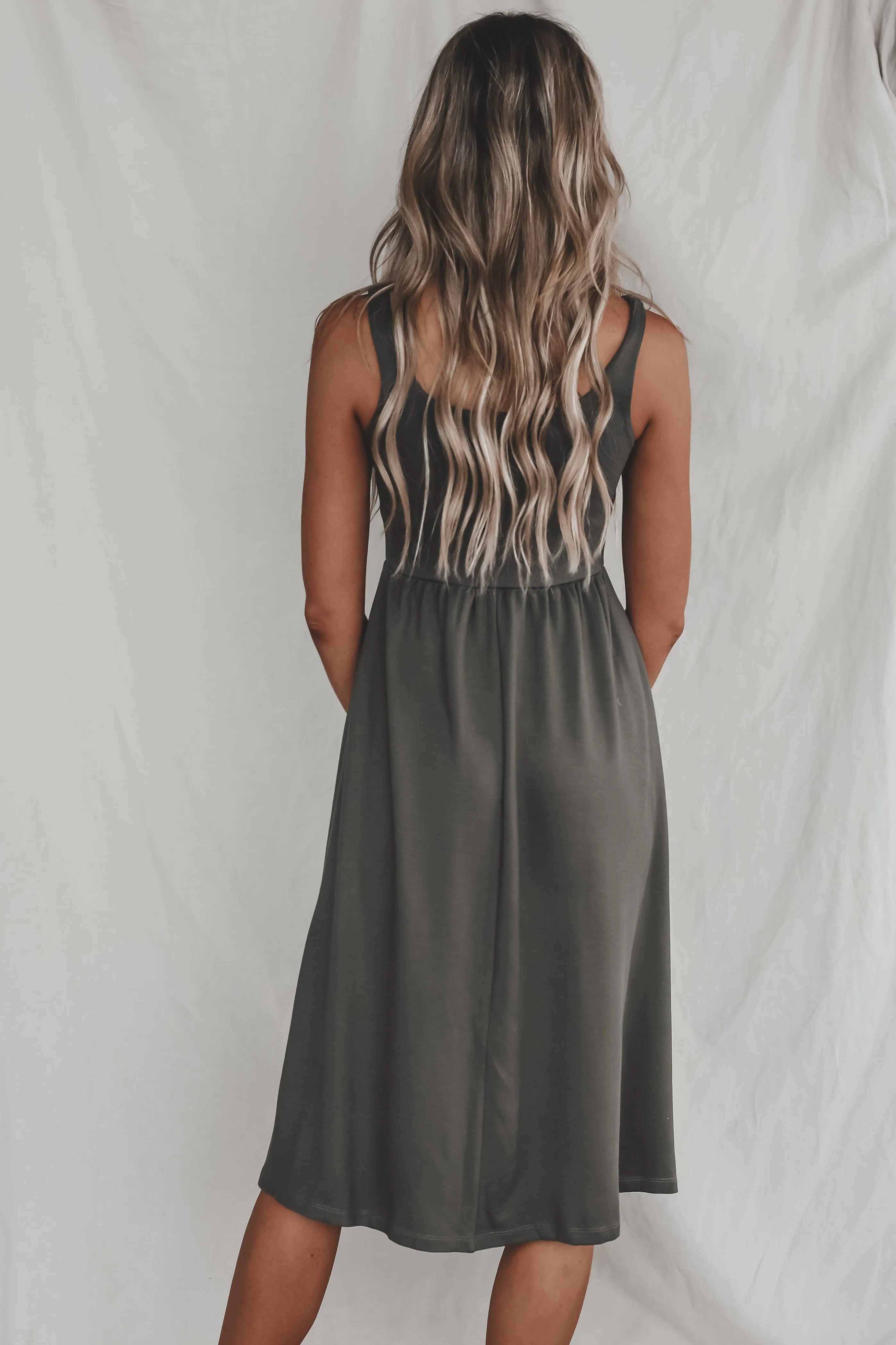 Luxe Comfort Olive Midi Dress