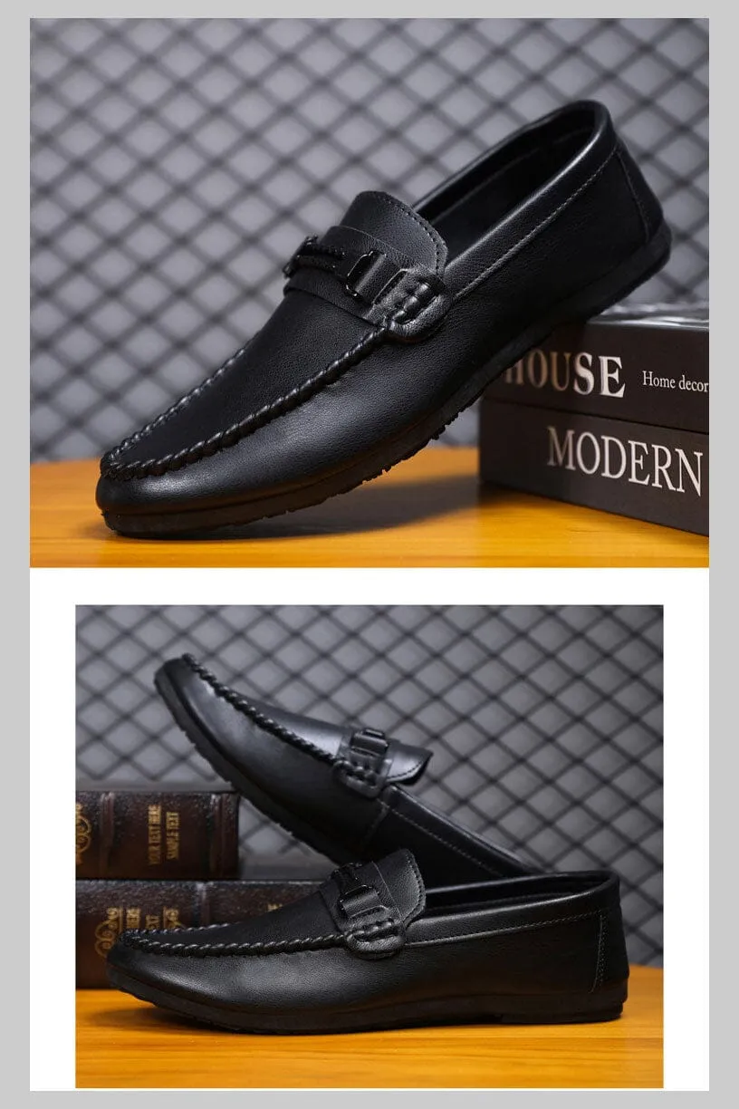 Men's Metallic Buckle Textured Loafers